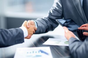 Descubra o que é outsourcing e como ele pode ajudar a sua empresa