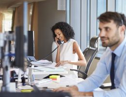 Como montar a estrutura de telefonia fixa ideal para o seu negócio