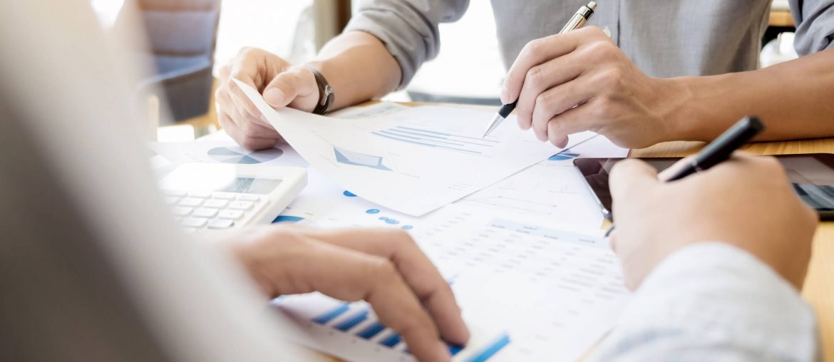 Como saber a diferença entre gasto e investimento em telefonia?