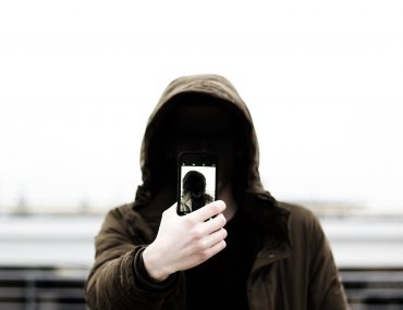 Selfiefobia, o medo de selfie que você precisa entender